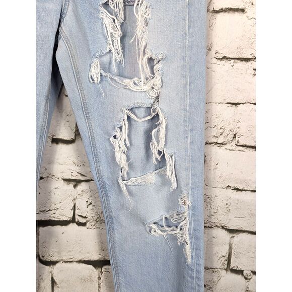 AMERICAN EAGLE Mom Jean Distressed Destroyed Trashed Grunge Denim High Rise Sz 4 - Picture 4 of 9